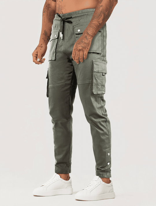 Spodnie cargo męskie z kieszeniami - styl streetwear i krój bojówkowy