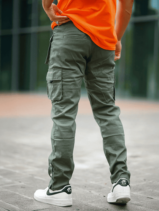 Spodnie cargo męskie z kieszeniami - styl streetwear i krój bojówkowy